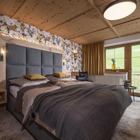 Hotel Burgschrofn ทักซ์ ภายนอก รูปภาพ