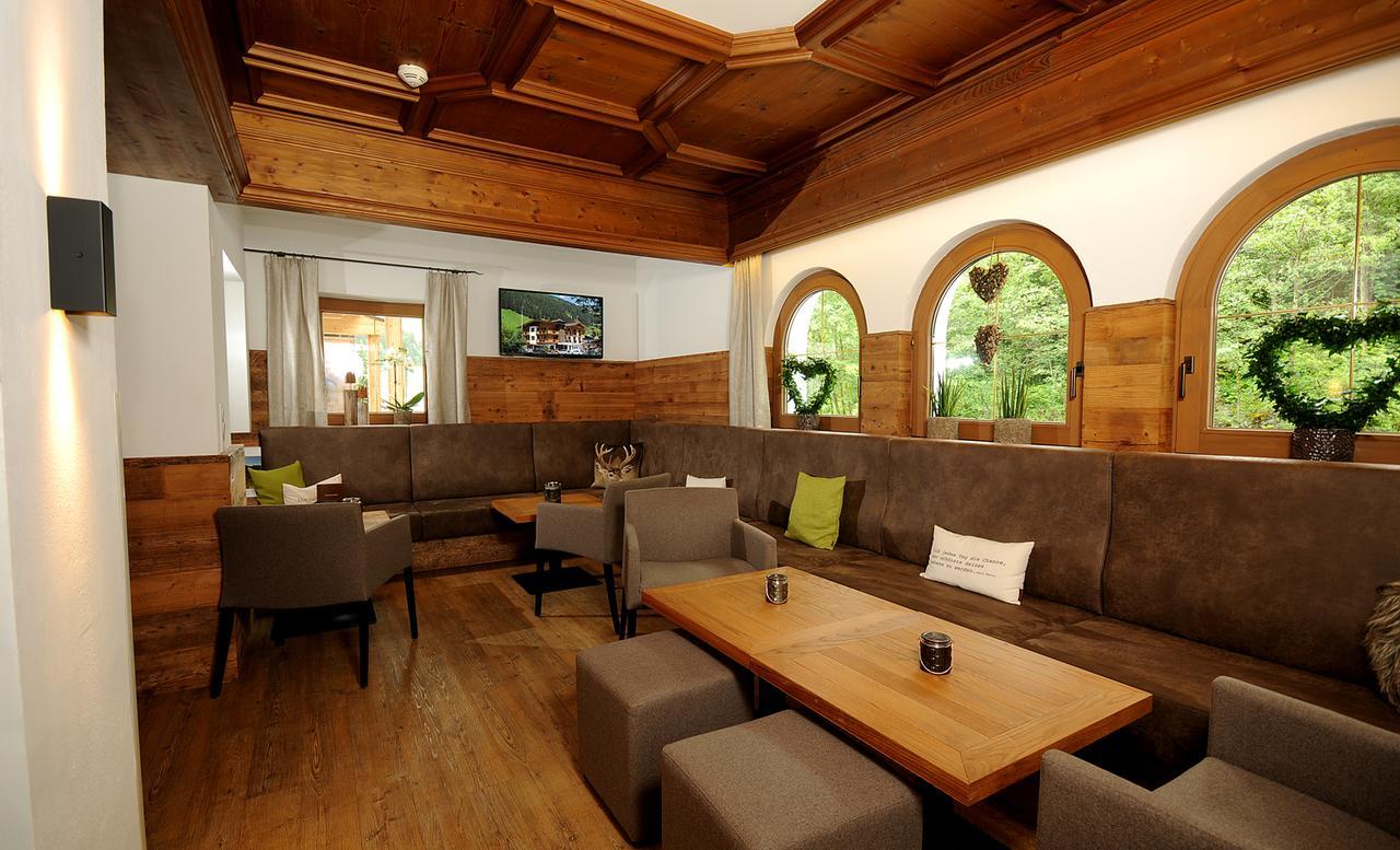 Hotel Burgschrofn ทักซ์ ภายนอก รูปภาพ