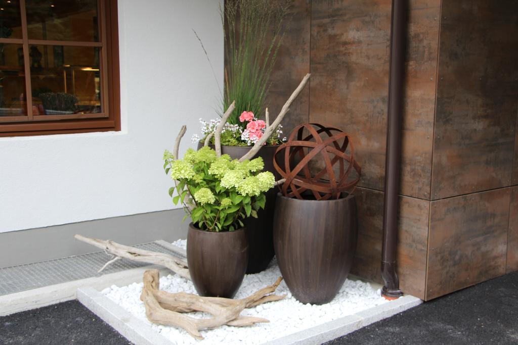 Hotel Burgschrofn ทักซ์ ภายนอก รูปภาพ